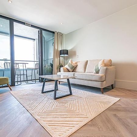 Open Balconey River View! Wow 리버풀 외부 사진